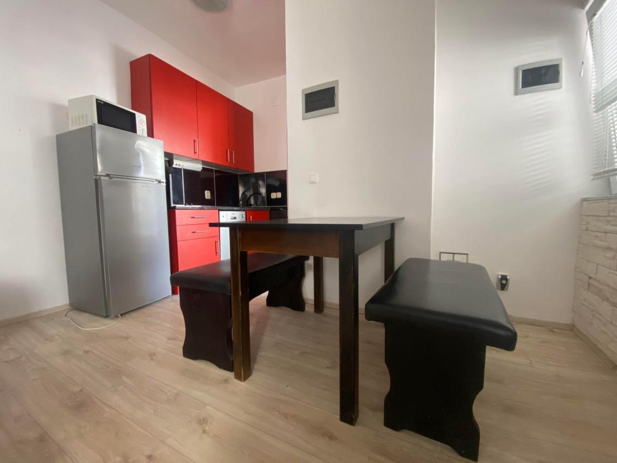 Lighthouse Apartment *