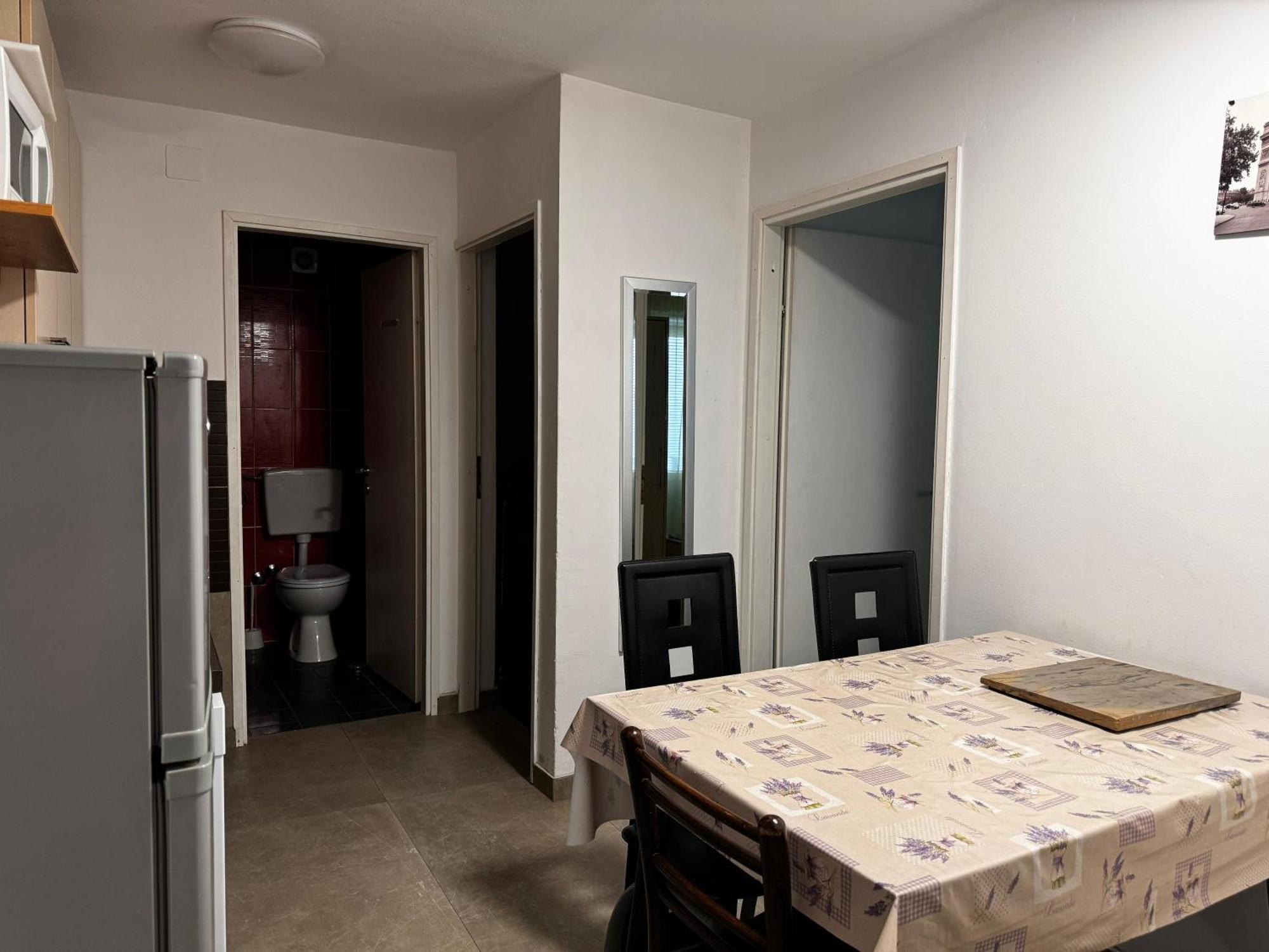 Lighthouse Apartment *